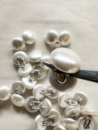 Italian Vintage Pearly Cuff Links - L'Etoffe Fabrics LLC