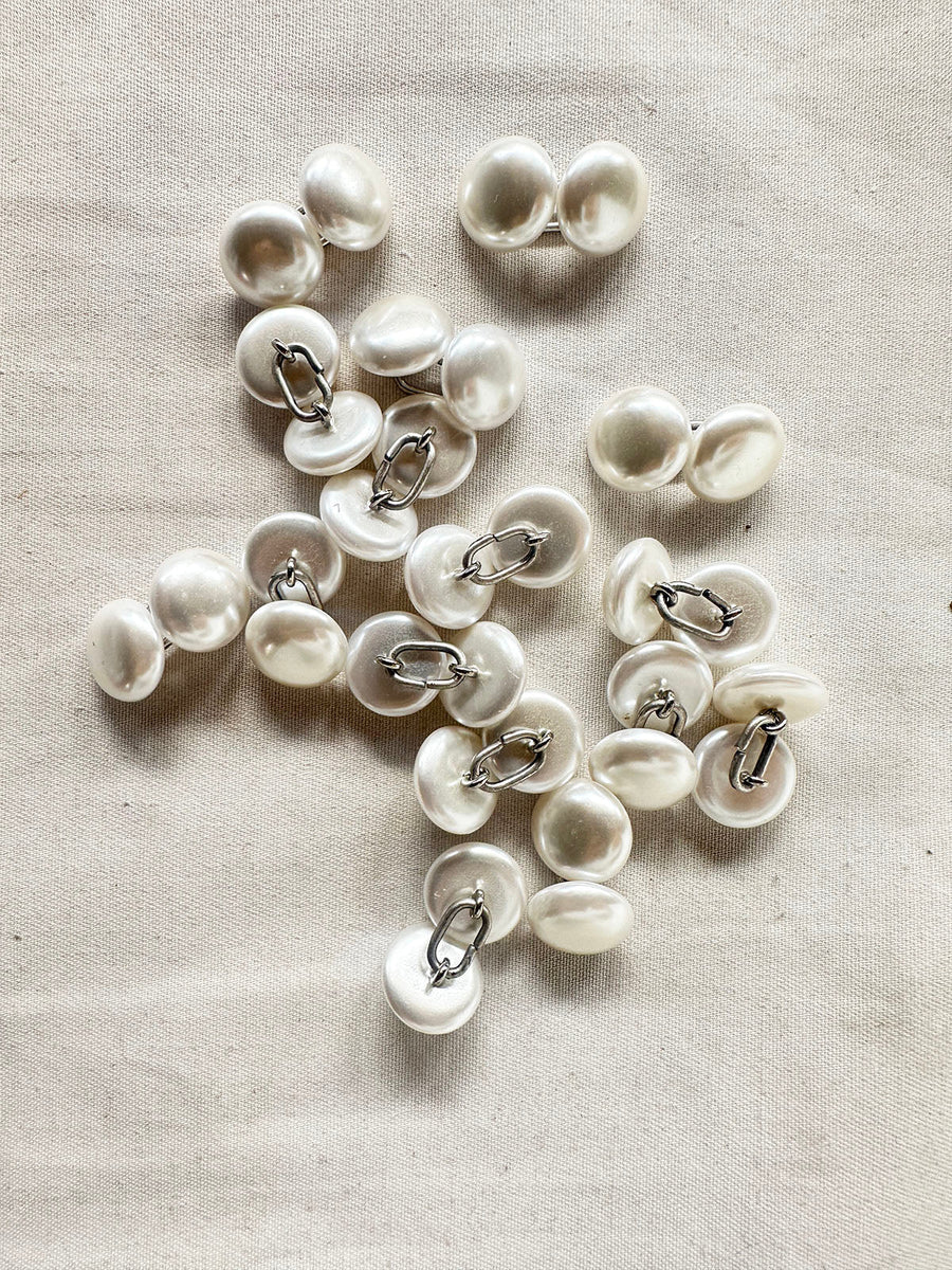 Italian Vintage Pearly Cuff Links - L'Etoffe Fabrics LLC