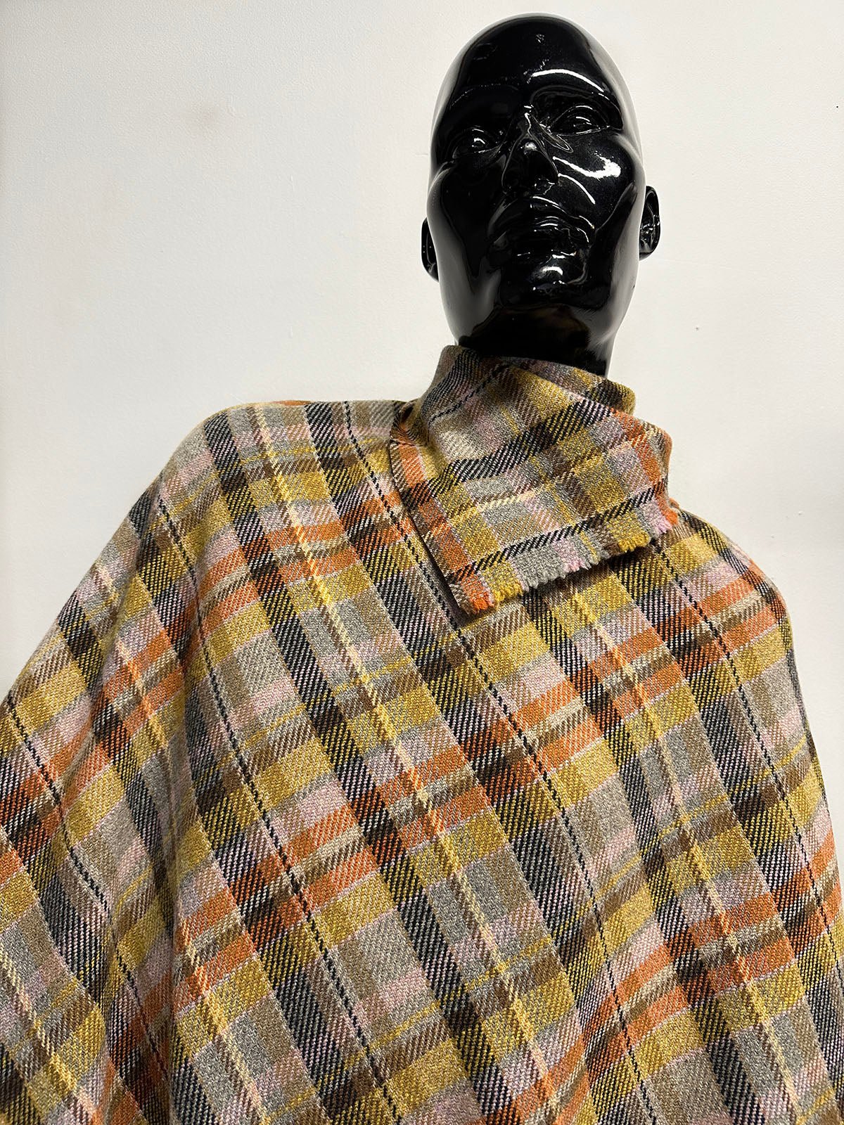 Italian Virgin Wool Plaid - L'Etoffe Fabrics LLC