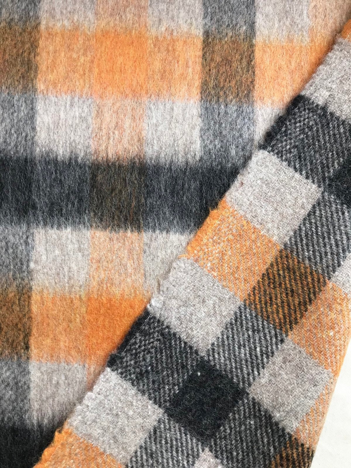 Italian Wool Blend Check (1/4 yard increments) - L'Etoffe Fabrics LLC