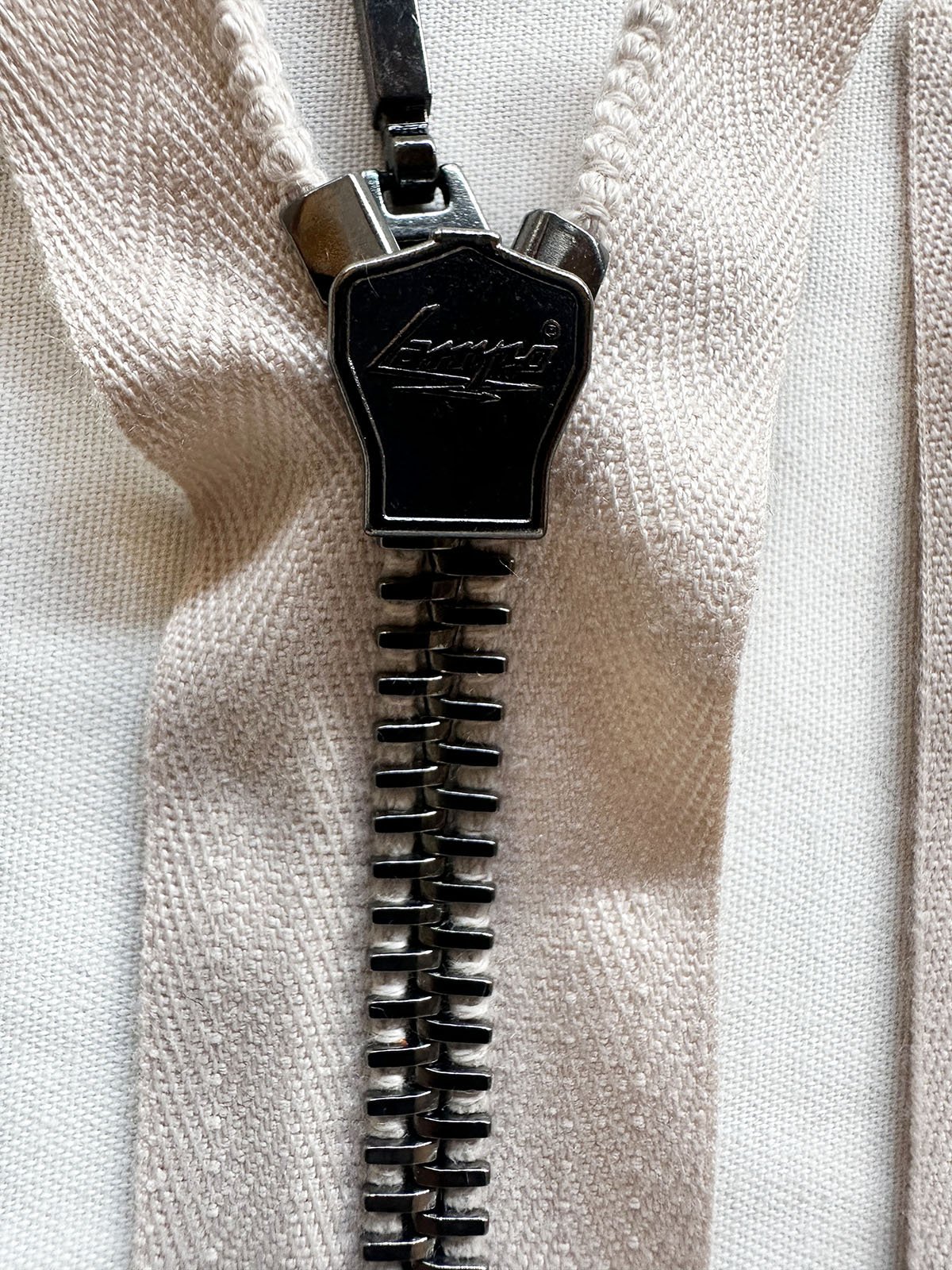 Lampo Luxury Zippers 21" Gunmetal Separating - L'Etoffe Fabrics LLC