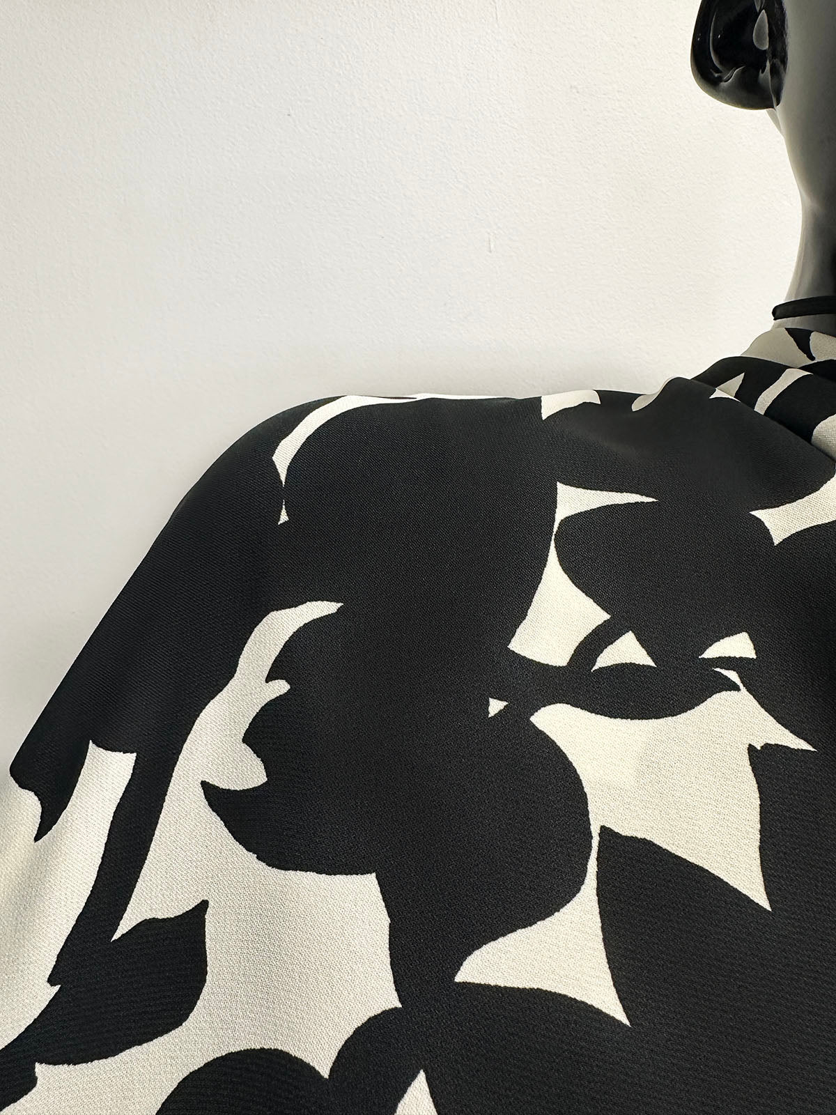 Luxury Floral Crepe Print - L'Etoffe Fabrics LLC