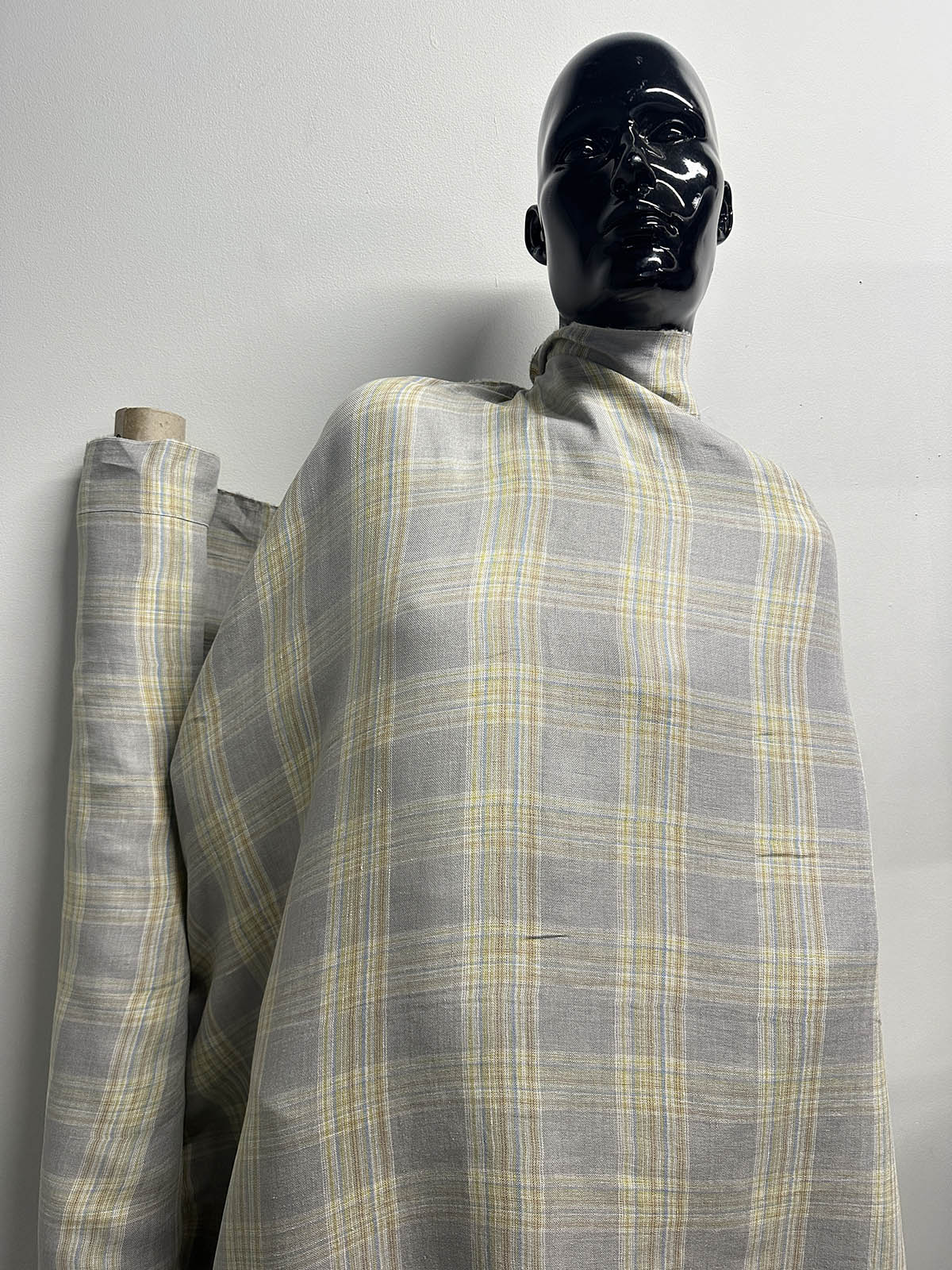 Let's Linen Luxury Italian Linen Plaid Soft Palette – L'Etoffe Fabrics LLC