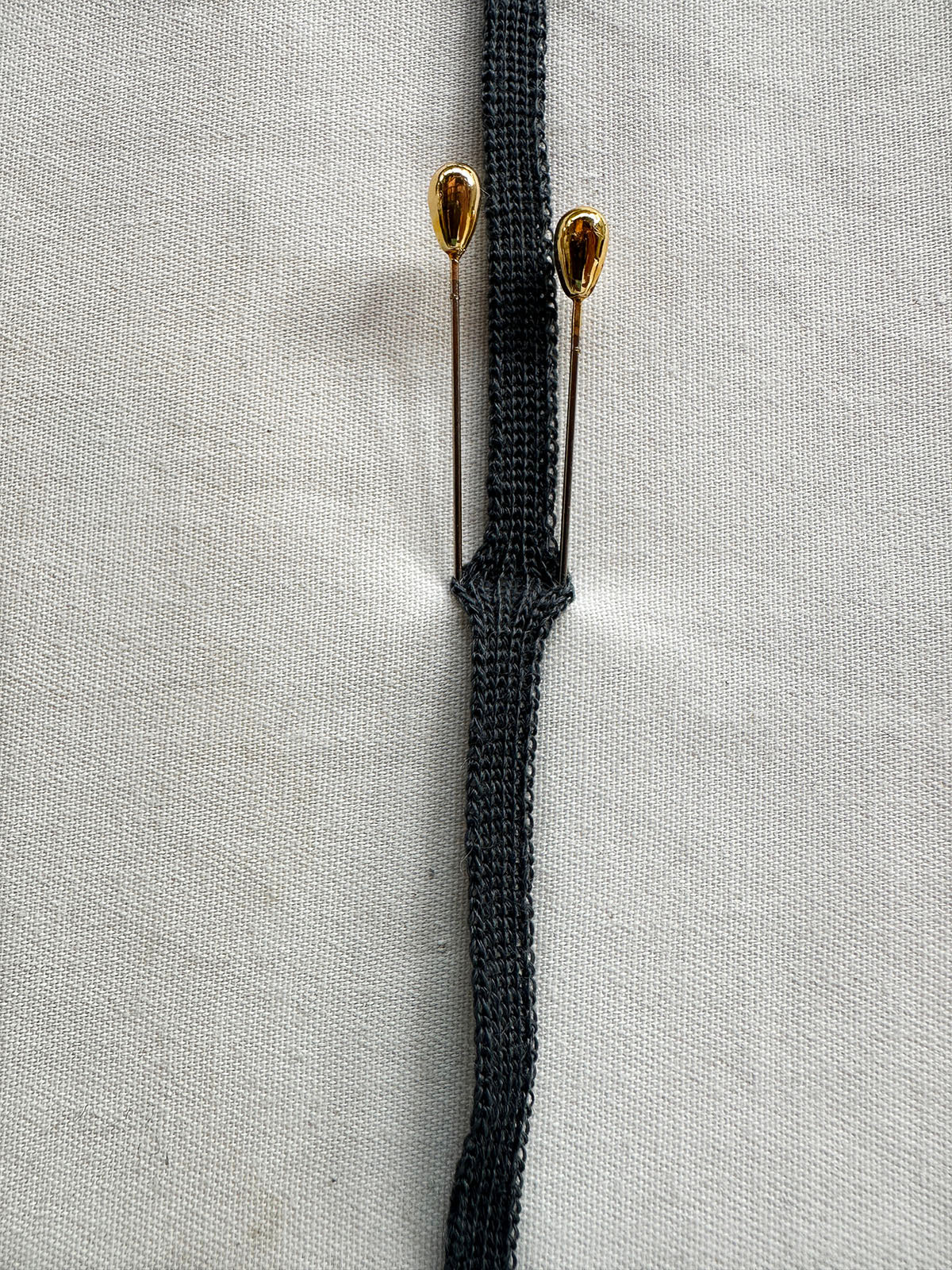 Medium Dark Grey Wool Knit Binder - L'Etoffe Fabrics LLC