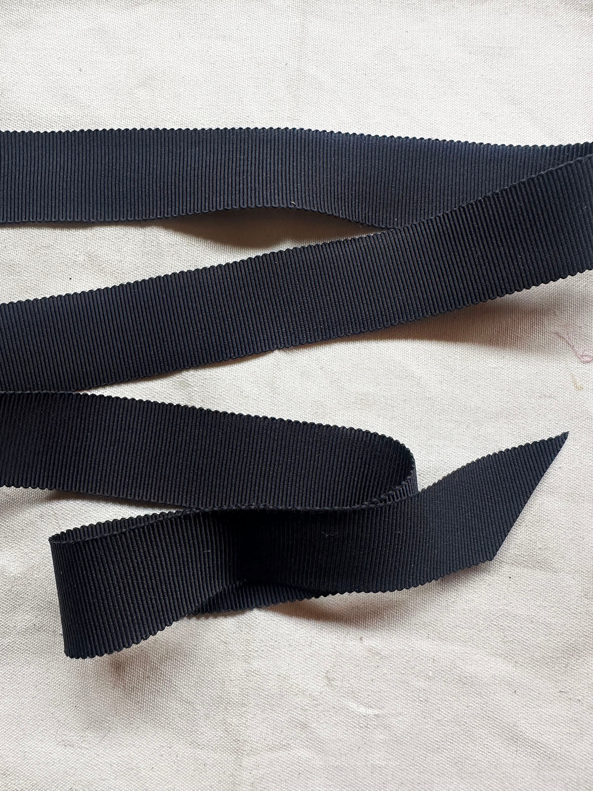 Midnight Petersham Grosgrain Ribbon Made in Japan - L'Etoffe Fabrics LLC