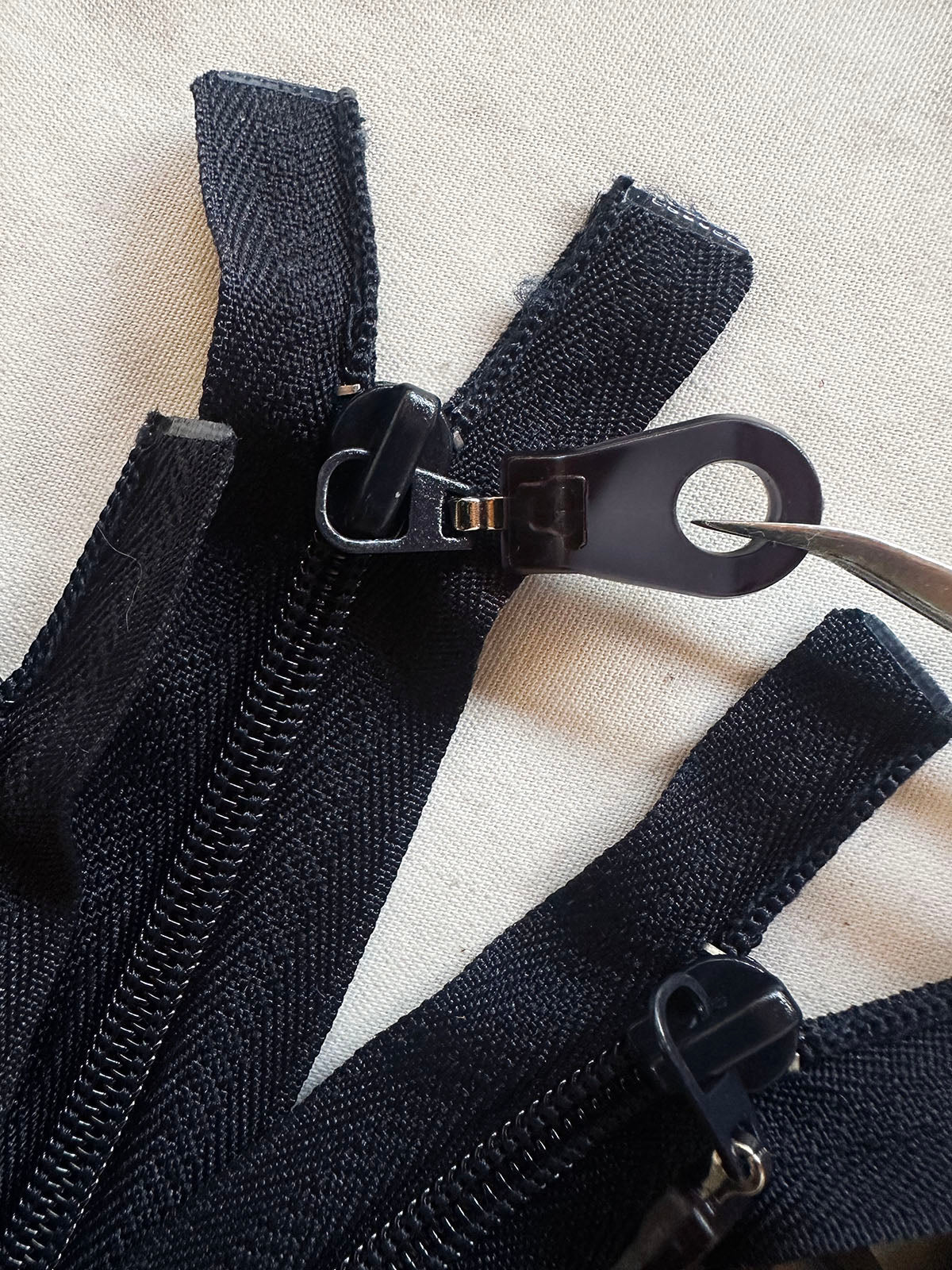 Midnight w/Rubber Pull 2 Way Separating Coil Zipper - L'Etoffe Fabrics LLC