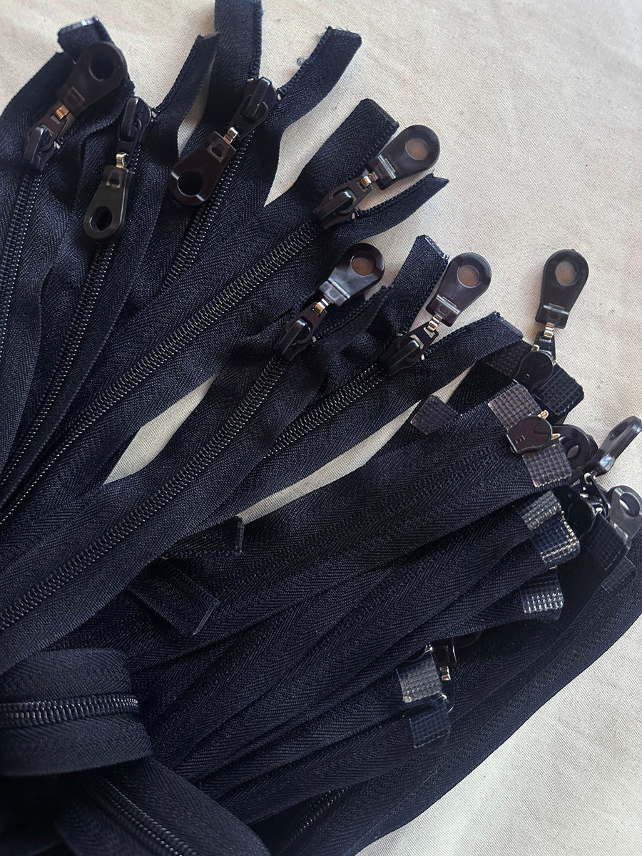 Midnight w/Rubber Pull 2 Way Separating Coil Zipper - L'Etoffe Fabrics LLC