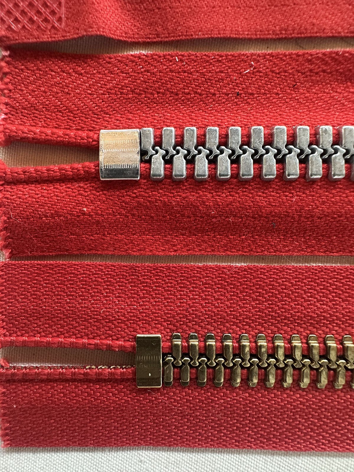 Quartet RiRi Red Chunky Zippers - L'Etoffe Fabrics LLC