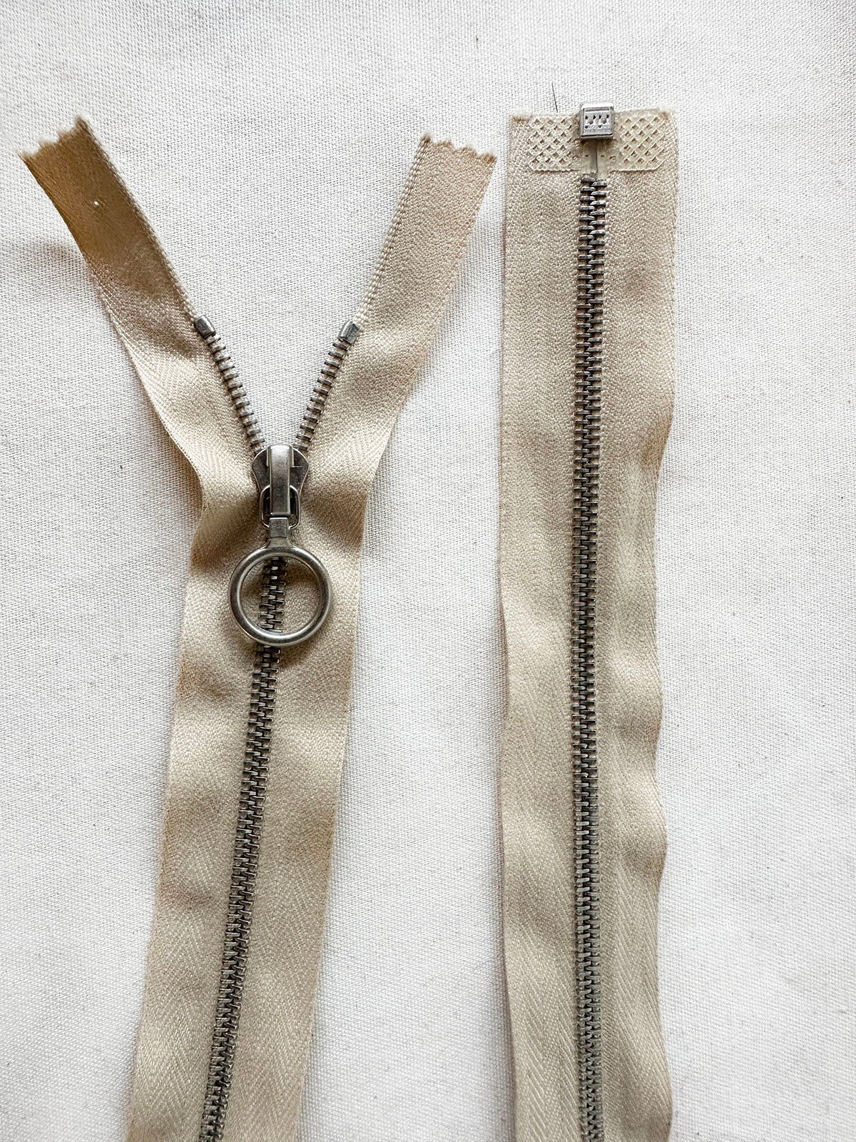 Riri Beige Separating Zipper with Matte Steel Pull Teeth - L'Etoffe Fabrics LLC