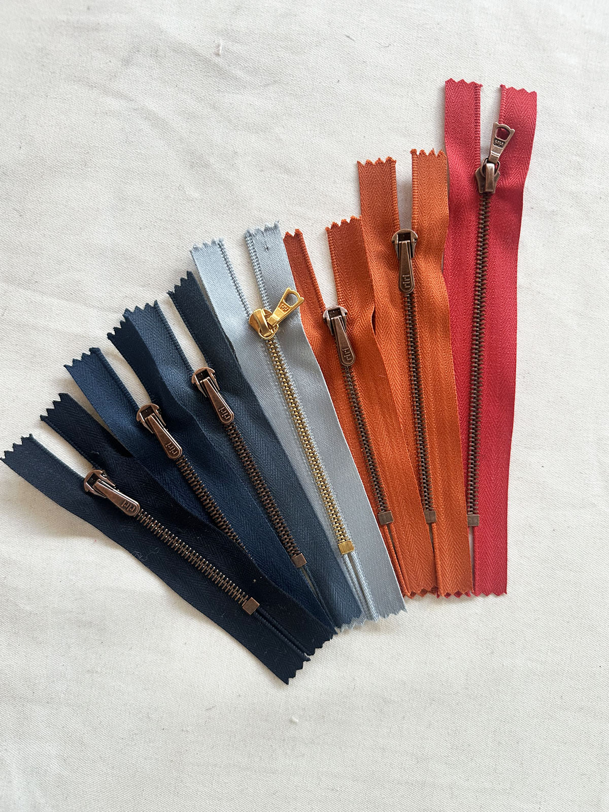 RiRi Tiny Zipper Bundle - L'Etoffe Fabrics LLC