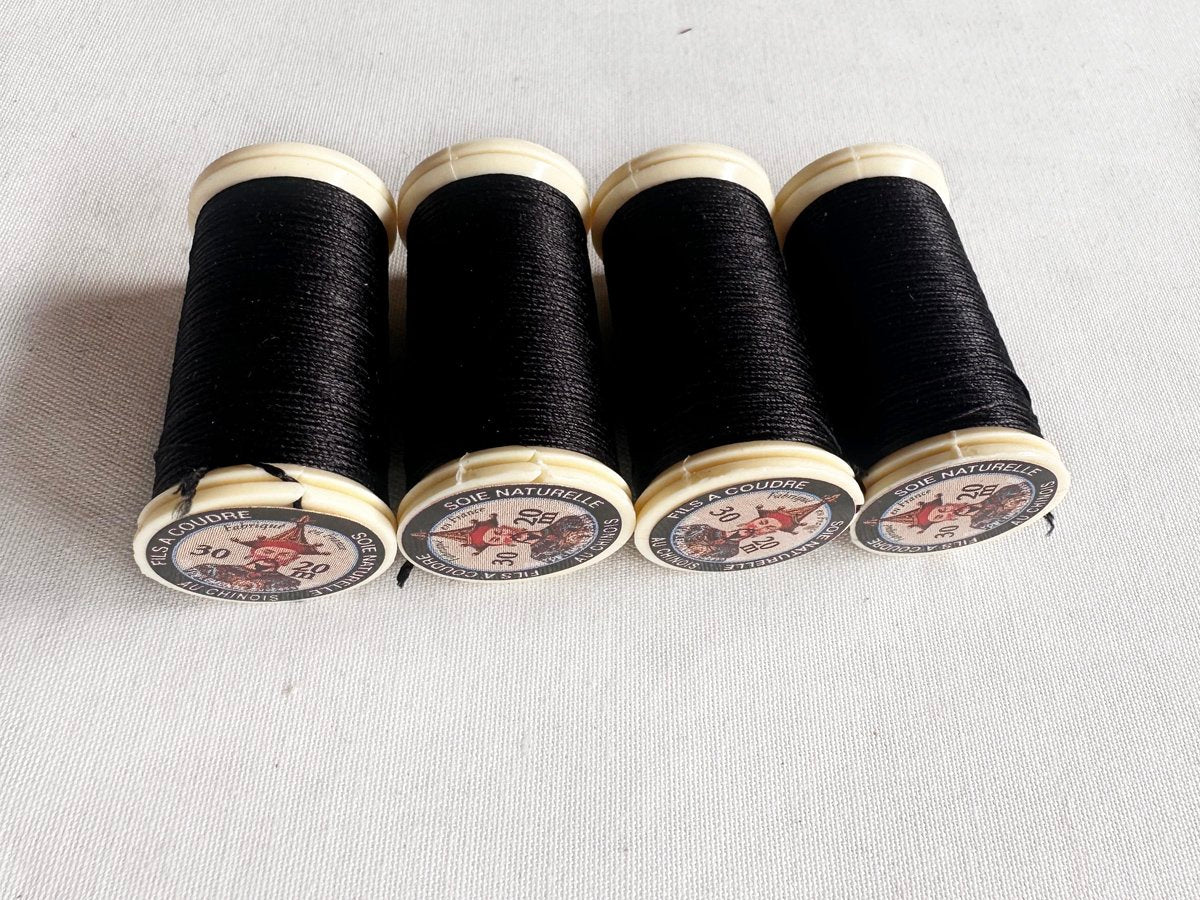 Sajou Black Perlé Silk Button Hole Thread - L'Etoffe Fabrics LLC