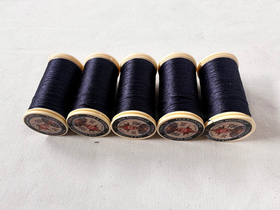 Sajou Navy Perlé Silk Button Hole Thread - L'Etoffe Fabrics LLC