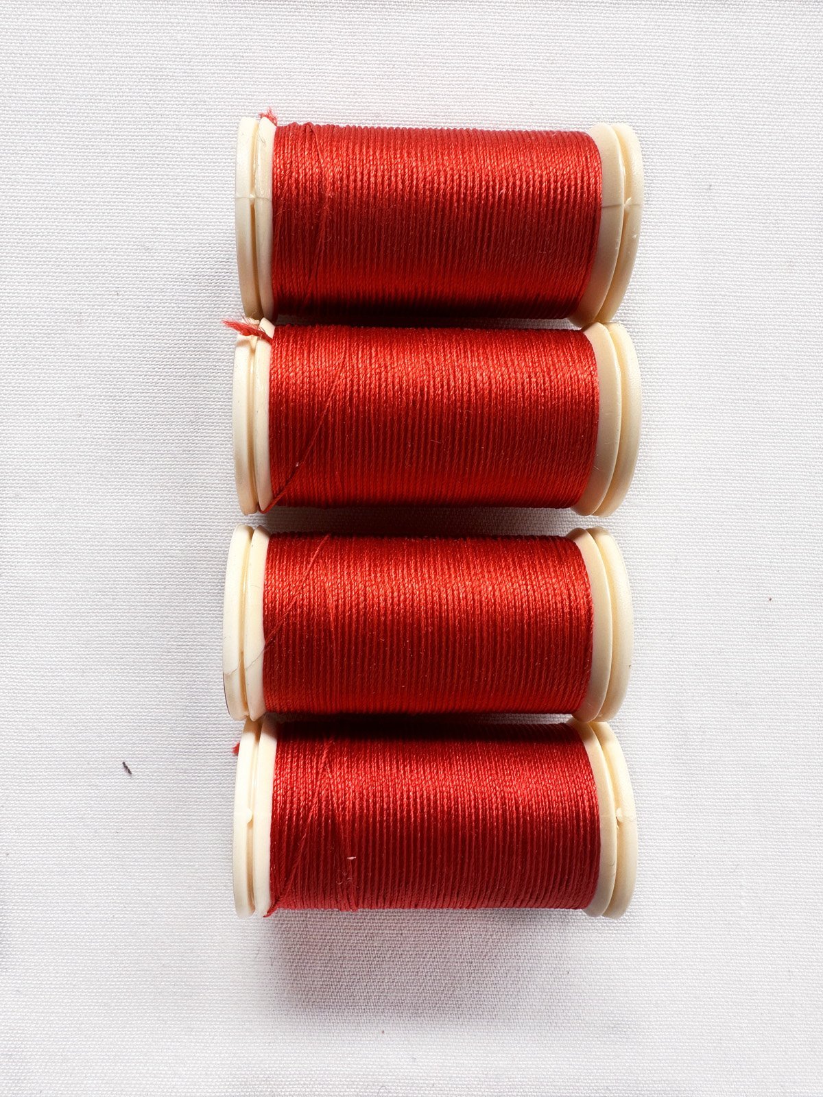 Sajou Red Perlé Silk Button Hole Thread - L'Etoffe Fabrics LLC