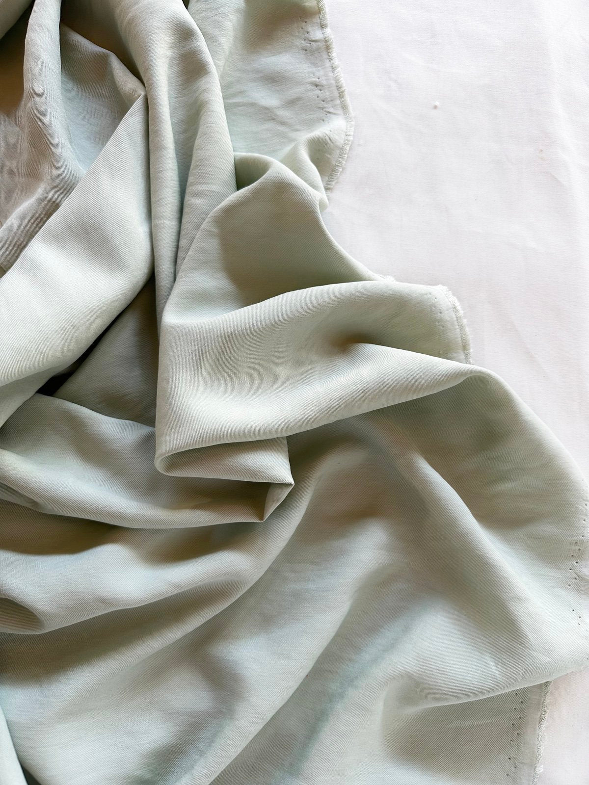 Seafoam Relaxed Viscose Suiting - L'Etoffe Fabrics LLC