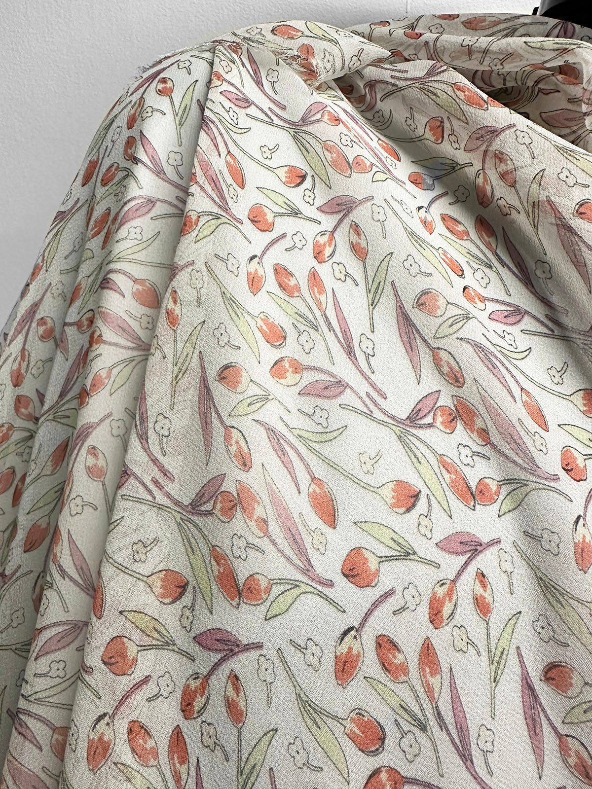 Silk Crepe Ivory Tulip Print Fabric - L'Etoffe Fabrics LLC