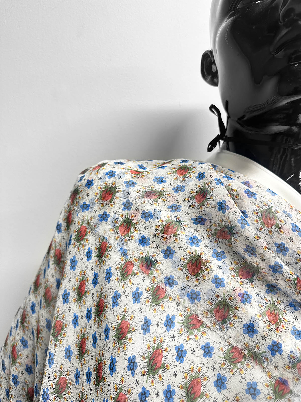 Silk Crepe Semi Sheer Rosebud Spray Print - L'Etoffe Fabrics LLC