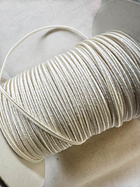 Small Silk Soutache Japan Ivory or Red - L'Etoffe Fabrics LLC