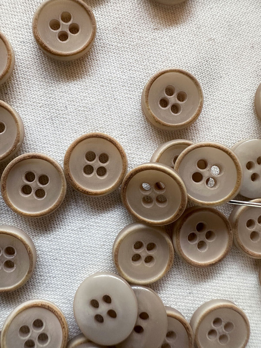 Tan Italian Shirt Buttons With Interest - L'Etoffe Fabrics LLC