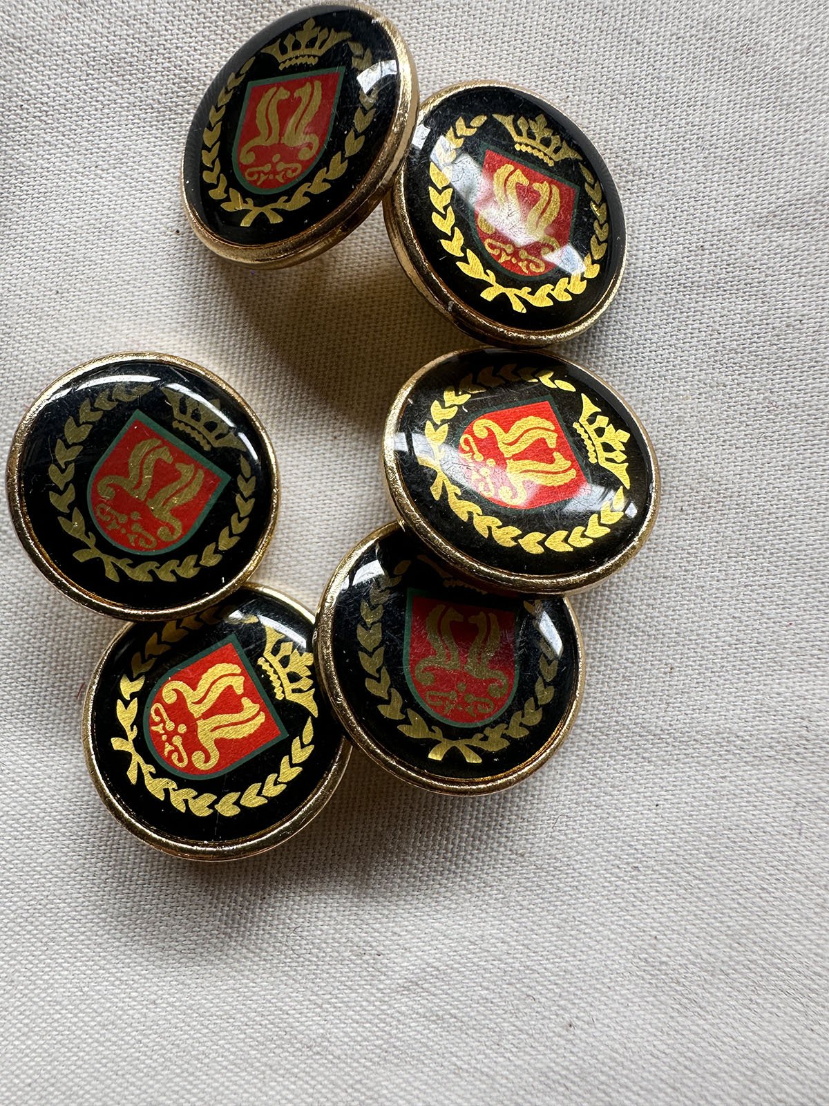 The Royals Price Per Button - L'Etoffe Fabrics LLC