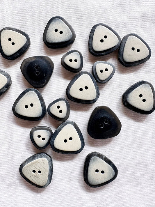 Triangle Jacket Coat Buttons per 6 ct - L'Etoffe Fabrics LLC