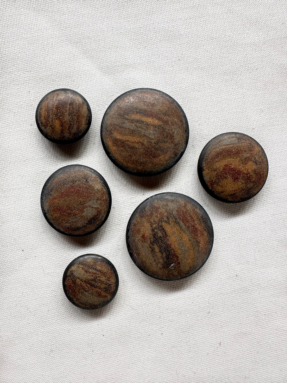 Vintage Italian Beach Stone Brown Buttons - L'Etoffe Fabrics LLC
