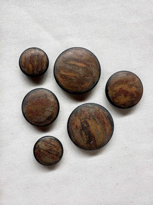 Vintage Italian Beach Stone Brown Buttons - L'Etoffe Fabrics LLC
