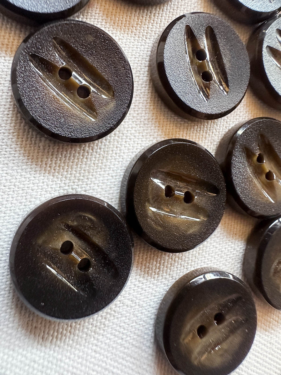 Vintage Italian Carved Center Shirt Buttons - 114 - L'Etoffe Fabrics LLC