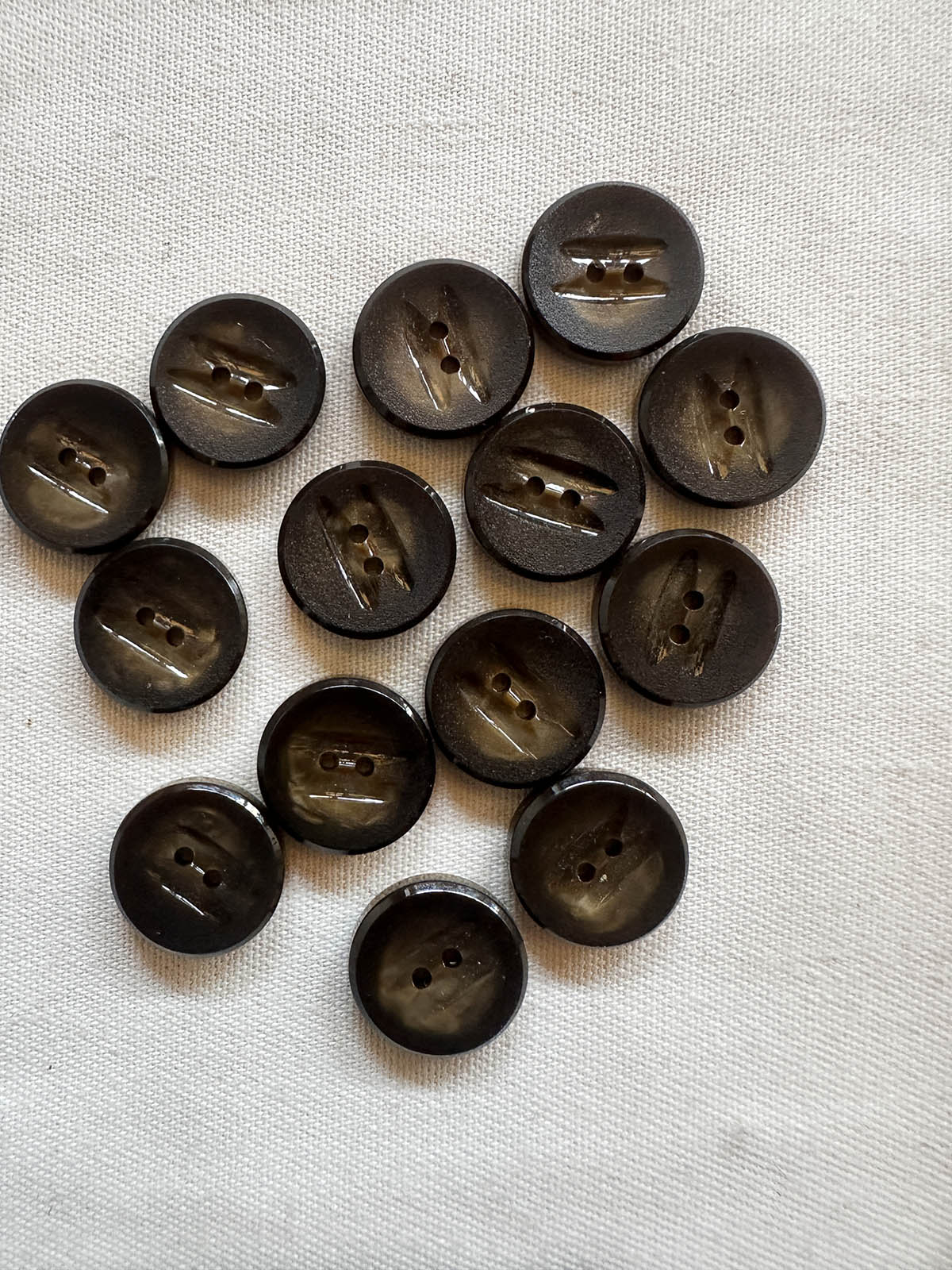 Vintage Italian Carved Center Shirt Buttons - 114 - L'Etoffe Fabrics LLC