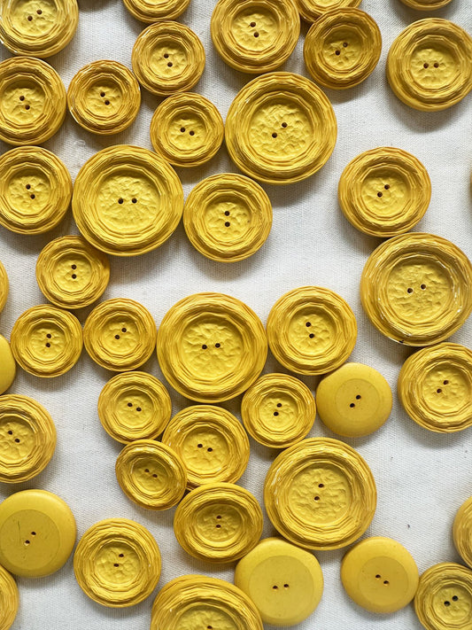 Vintage Italian Carved Yellow Buttons - L'Etoffe Fabrics LLC