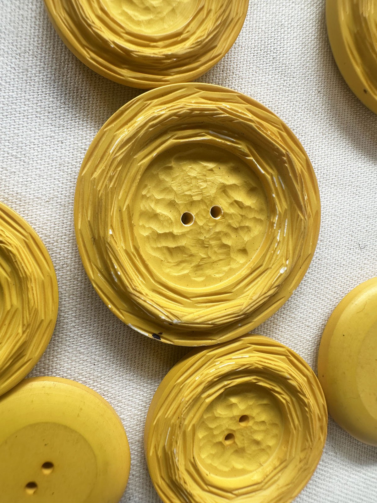 Vintage Italian Carved Yellow Buttons - L'Etoffe Fabrics LLC