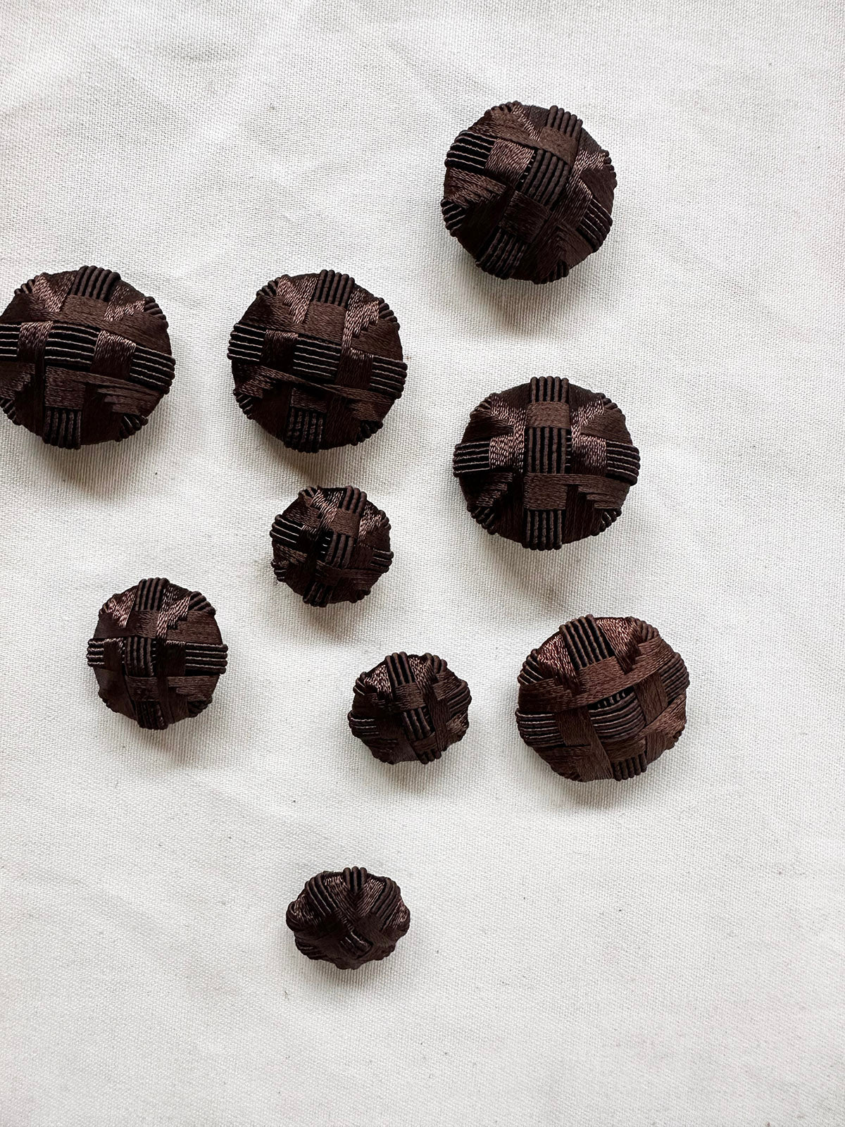 Vintage Italian Chocolate Passementarie Buttons - L'Etoffe Fabrics LLC