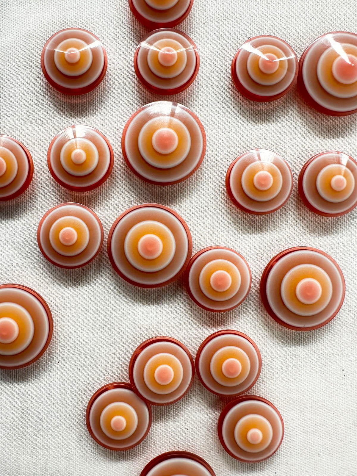 Vintage Italian Coral Disc Buttons - L'Etoffe Fabrics LLC