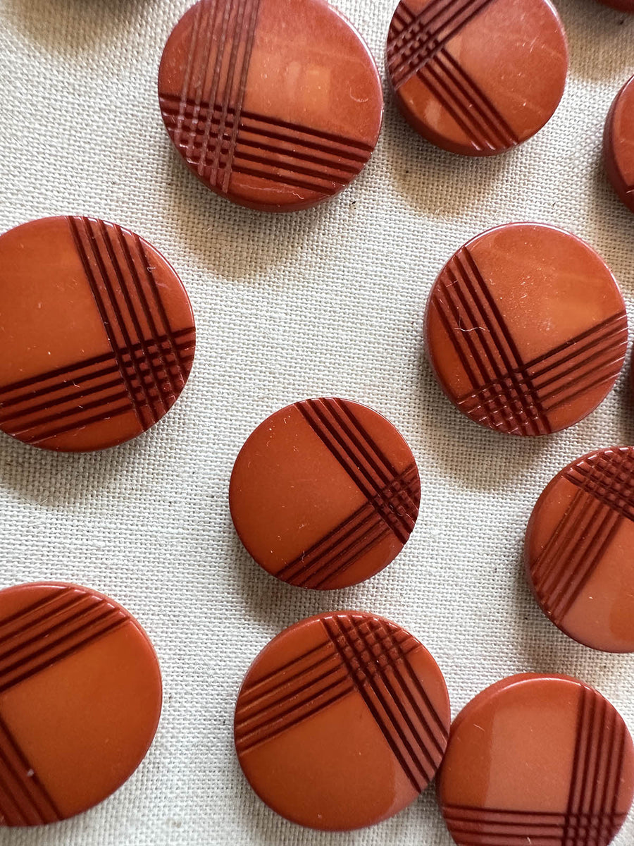Vintage Italian Cross Hatch Button Bundle - L'Etoffe Fabrics LLC