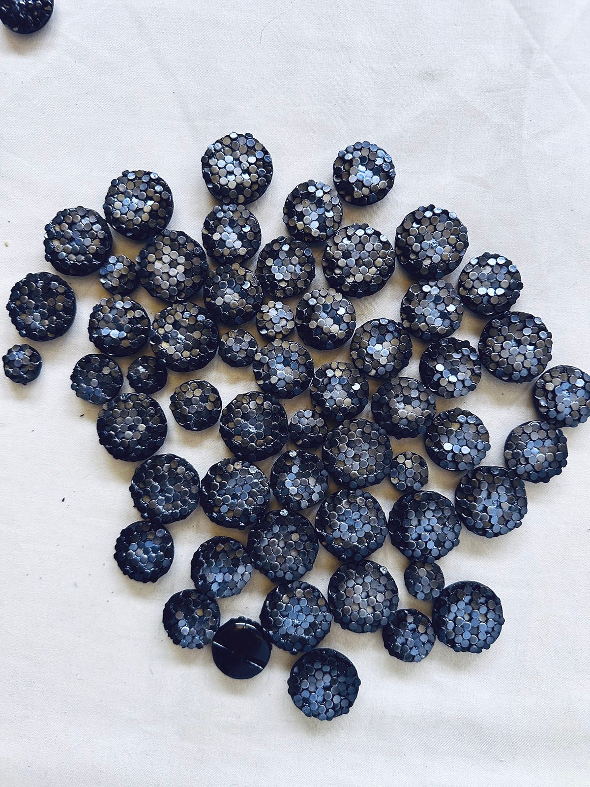 Vintage Italian Faux Sequin Button - L'Etoffe Fabrics LLC