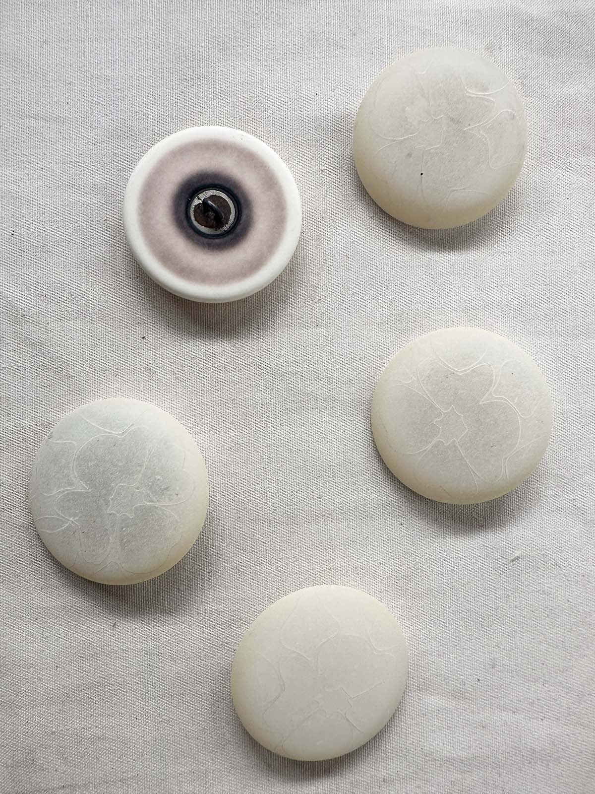 Vintage Italian Large White Engraved Flower Buttons - L'Etoffe Fabrics LLC