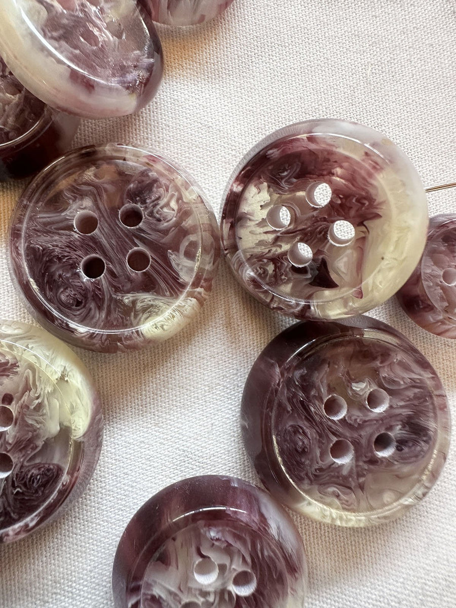 Vintage Italian Marbled Clear Wine Ivory Buttons - L'Etoffe Fabrics LLC
