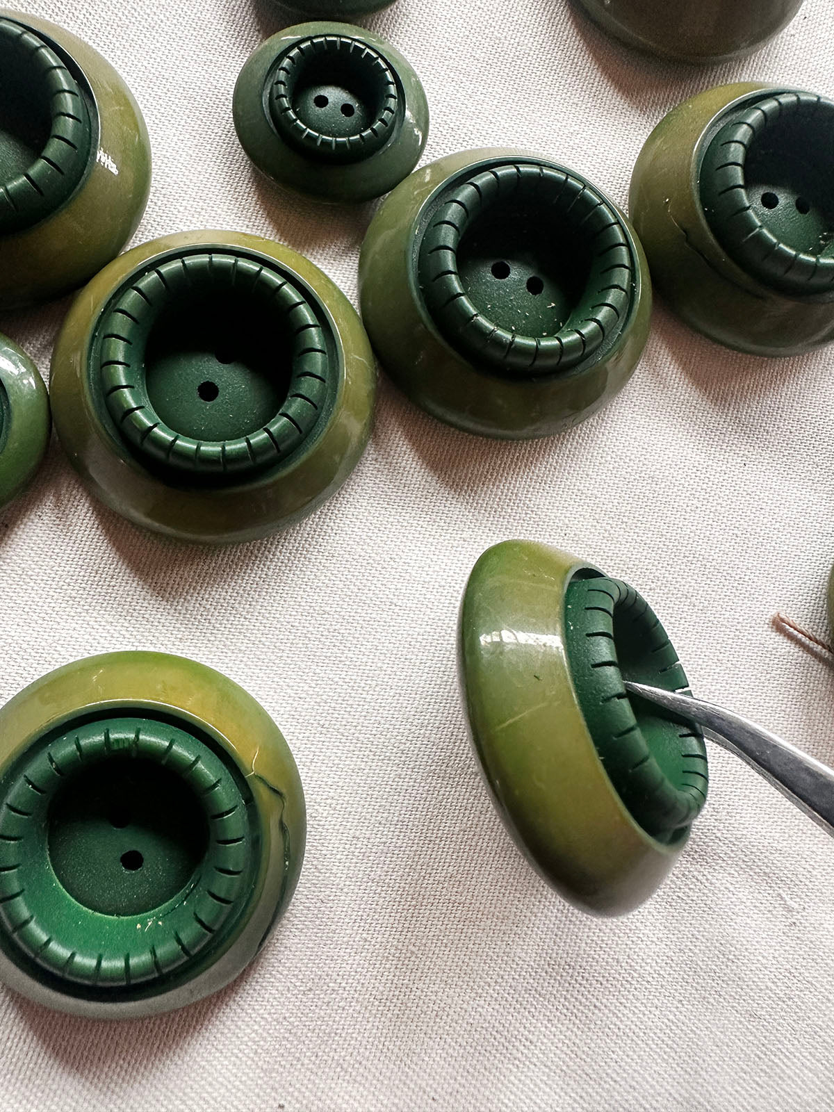 Vintage Italian Midcentury Green Buttons - L'Etoffe Fabrics LLC
