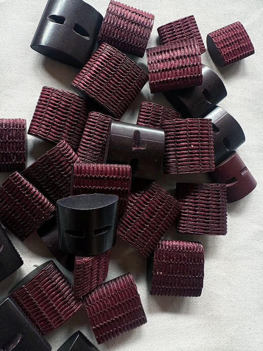 Vintage Italian Plum Basket Texture Buttons - L'Etoffe Fabrics LLC