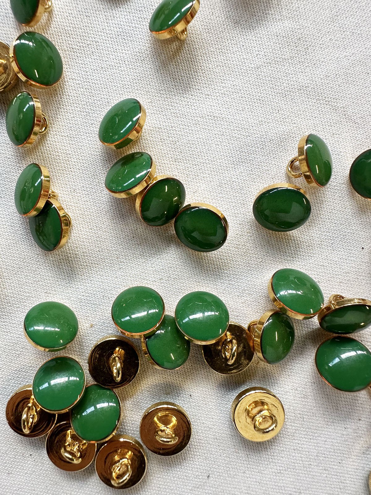 Vintage Italian Round Gold Jade Green Shirt Buttons - L'Etoffe Fabrics LLC