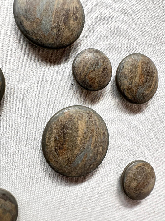 Vintage Italian Sand Grey Beach Stone Buttons - L'Etoffe Fabrics LLC