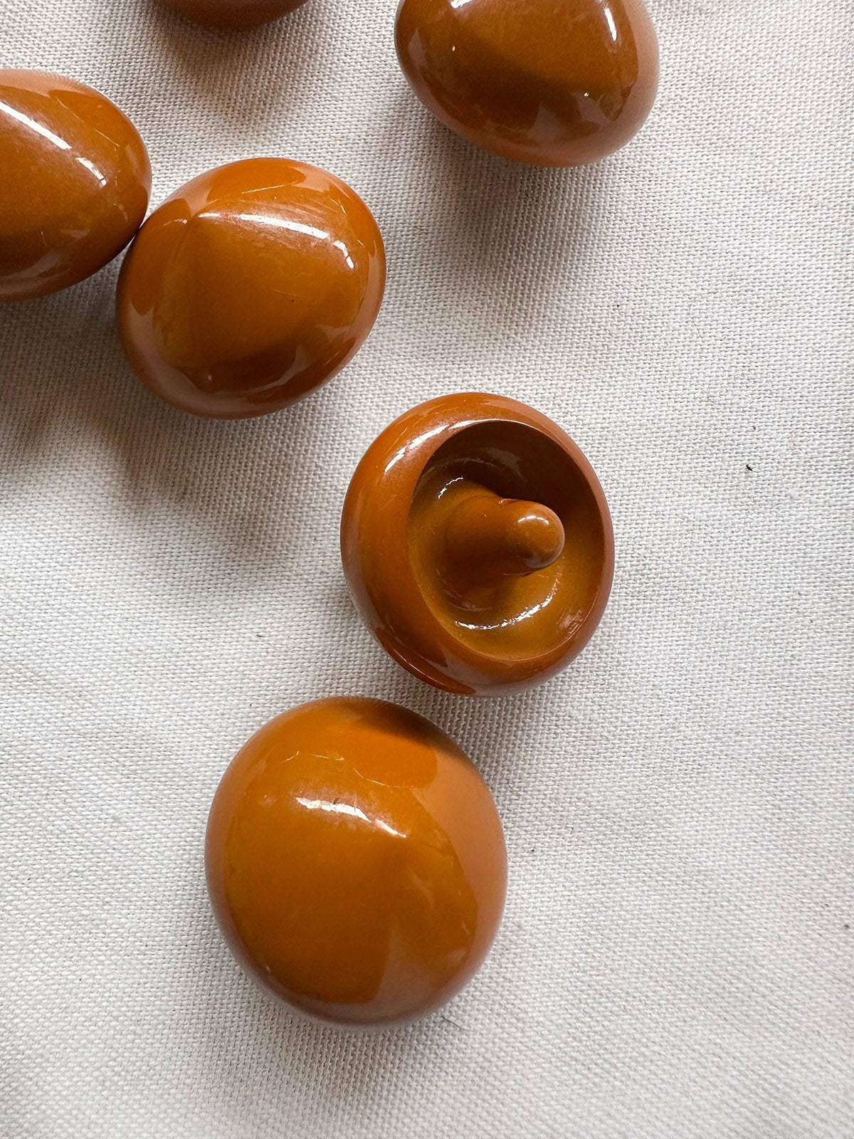 Vintage Italian Spinning Top Buttons Burnt Sienna - L'Etoffe Fabrics LLC