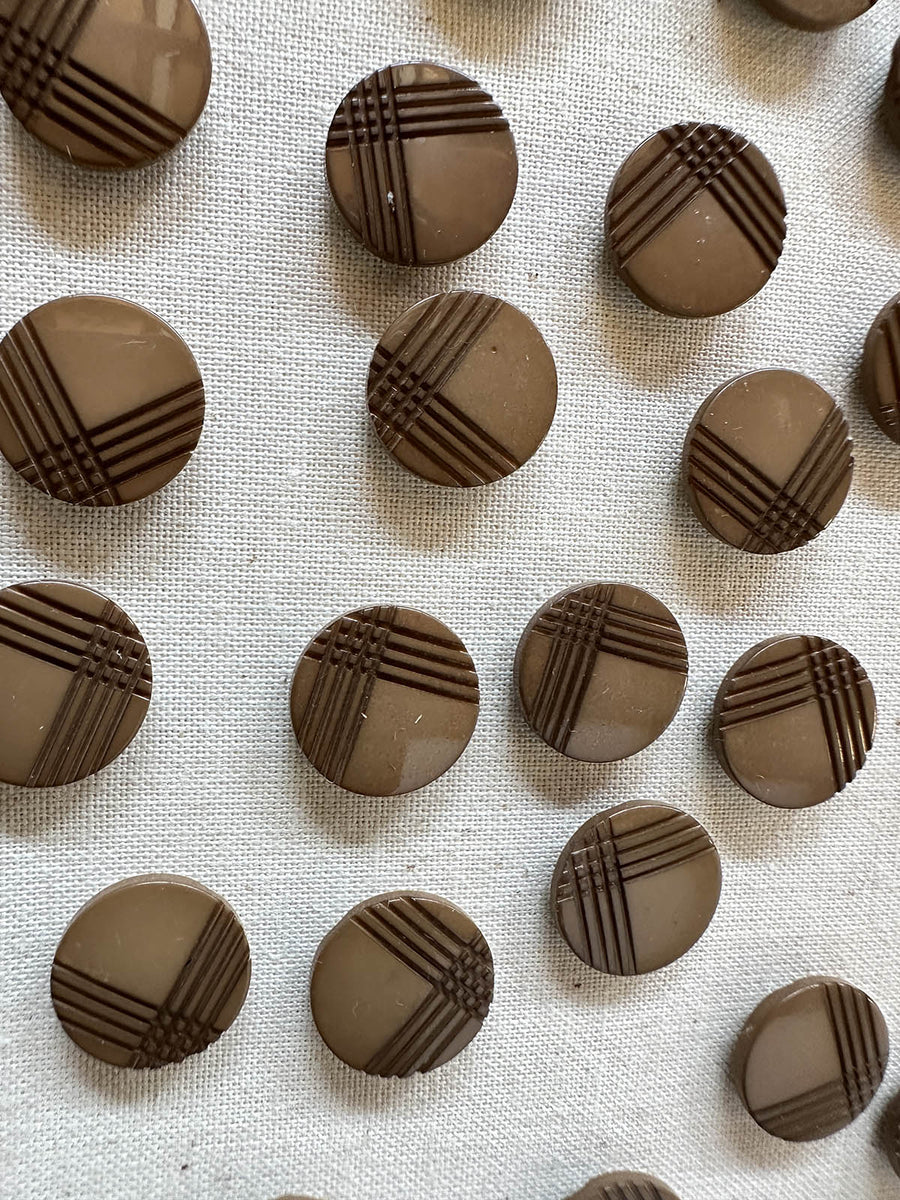Vintage Italian Taupe Cross Hatch Buttons - L'Etoffe Fabrics LLC