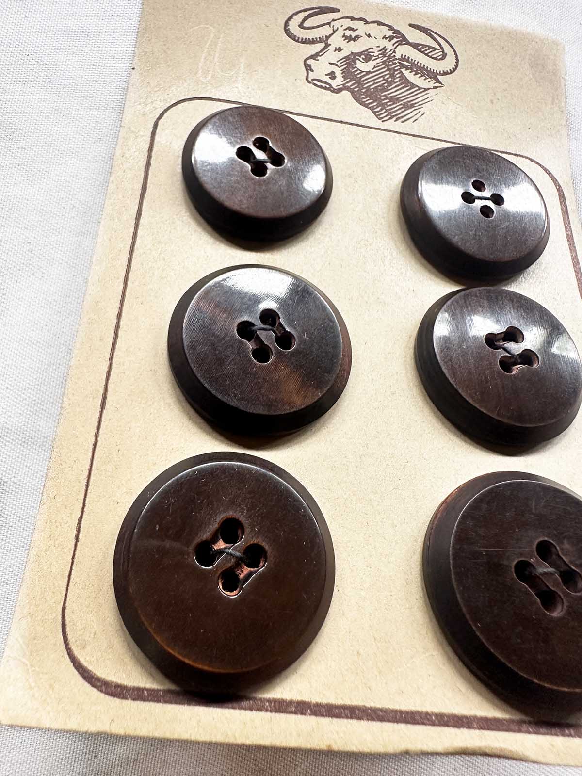 Vintage Italian Trench Coat Horn Buttons - L'Etoffe Fabrics LLC