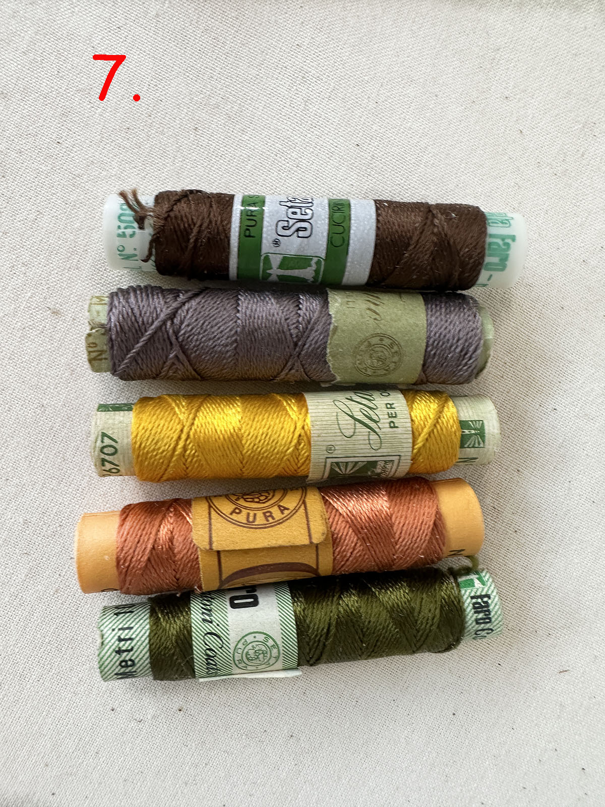 Vintage Silk Button Hole Thread Spools - L'Etoffe Fabrics LLC