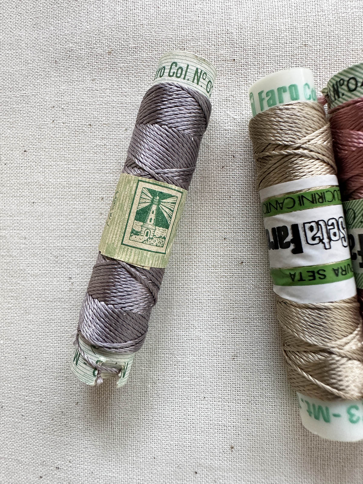 Vintage Silk Button Hole Thread Spools - L'Etoffe Fabrics LLC
